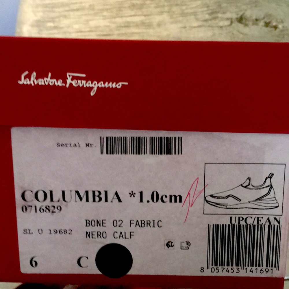 Salvatore Ferragamo sneakers size 6